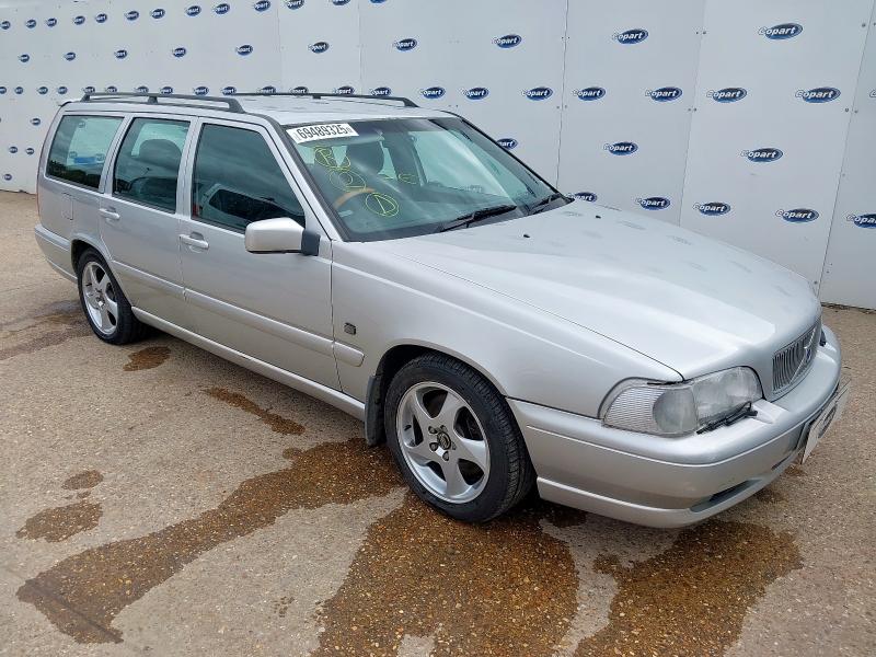 1999 VOLVO V70 SE T5