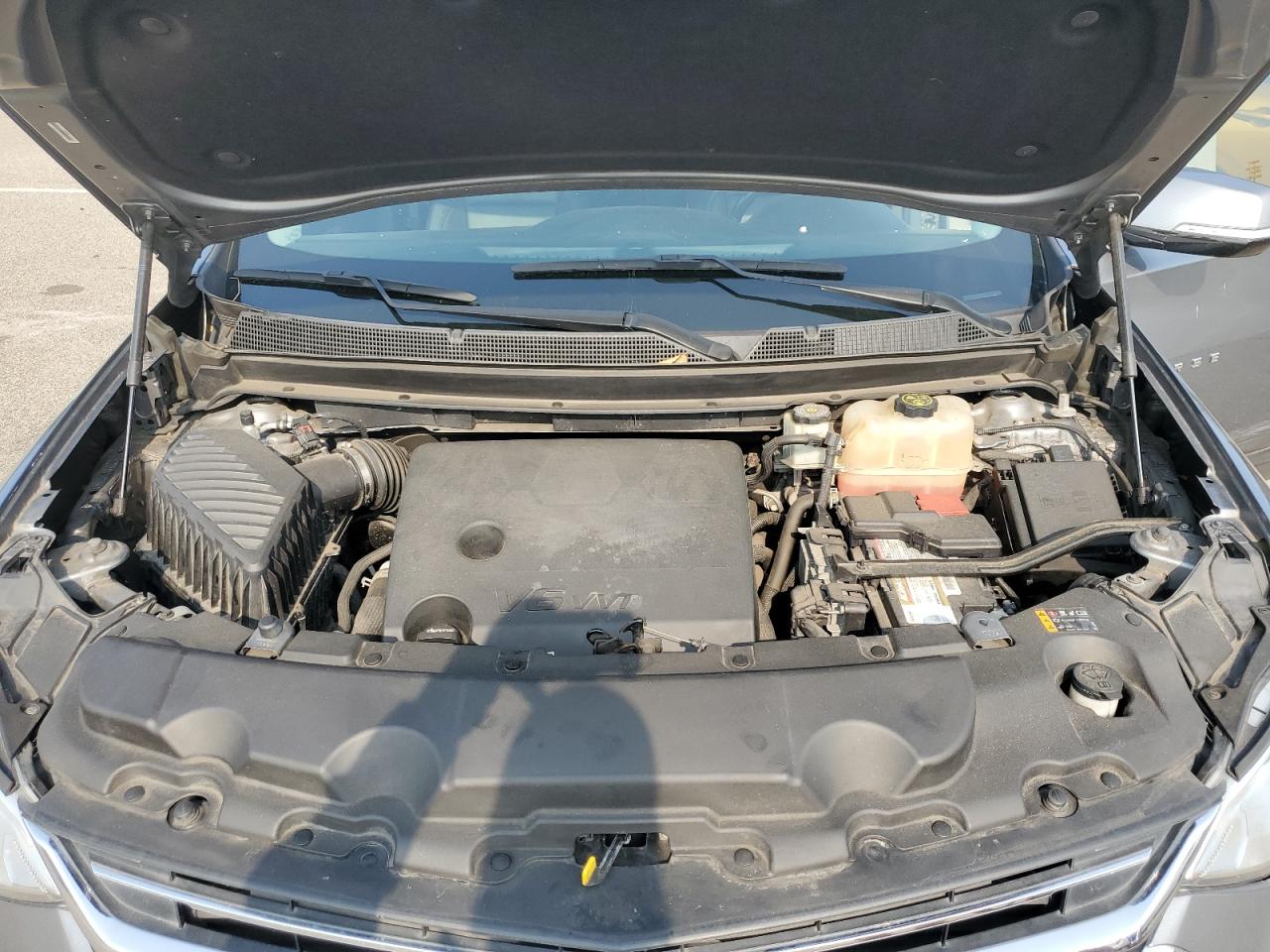 2018 Chevrolet Traverse Lt VIN: 1GNEVHKW4JJ172820 Lot: 66990055