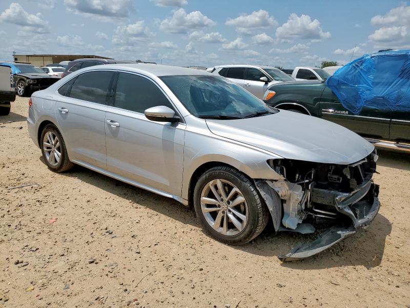  VOLKSWAGEN PASSAT 2020 Серебристый