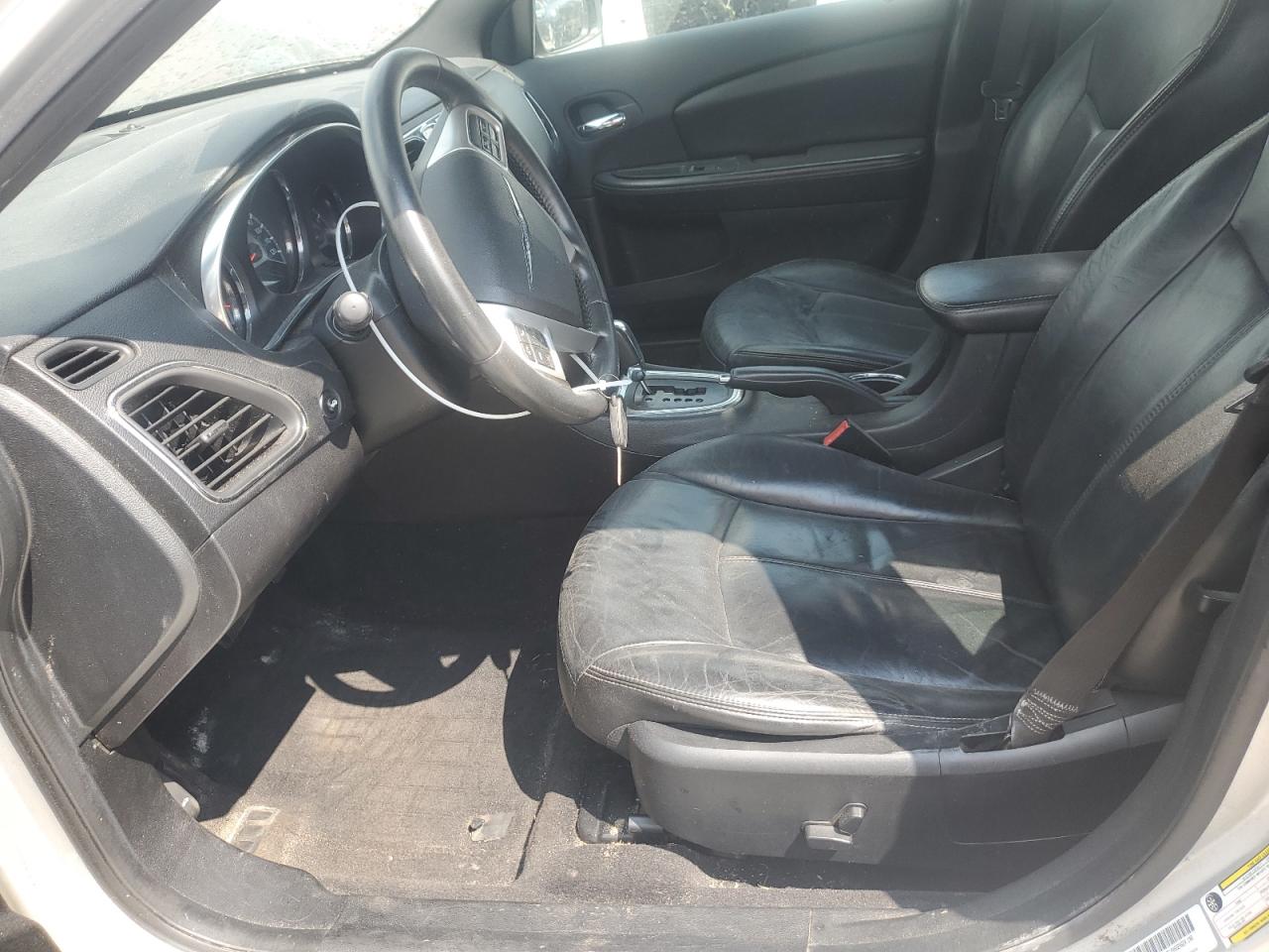 2012 Chrysler 200 Limited VIN: 1C3CCBCG2CN326404 Lot: 68209425