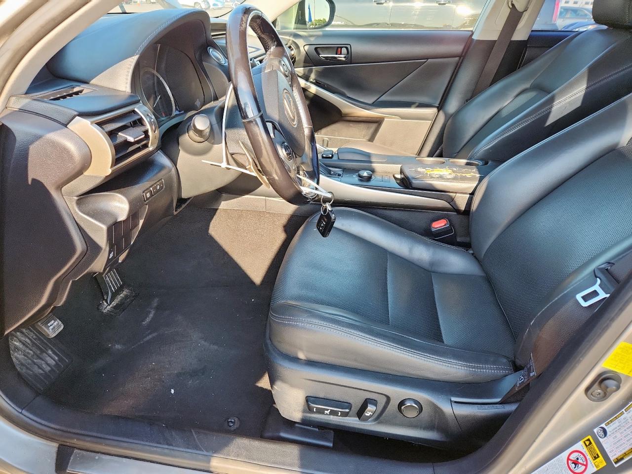 2015 Lexus Is 250 VIN: JTHBF1D28F5075175 Lot: 67959575