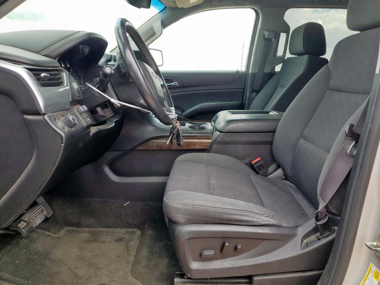 2016 Chevrolet Tahoe C1500 Ls VIN: 1GNSCAKC8GR452305 Lot: 68588095