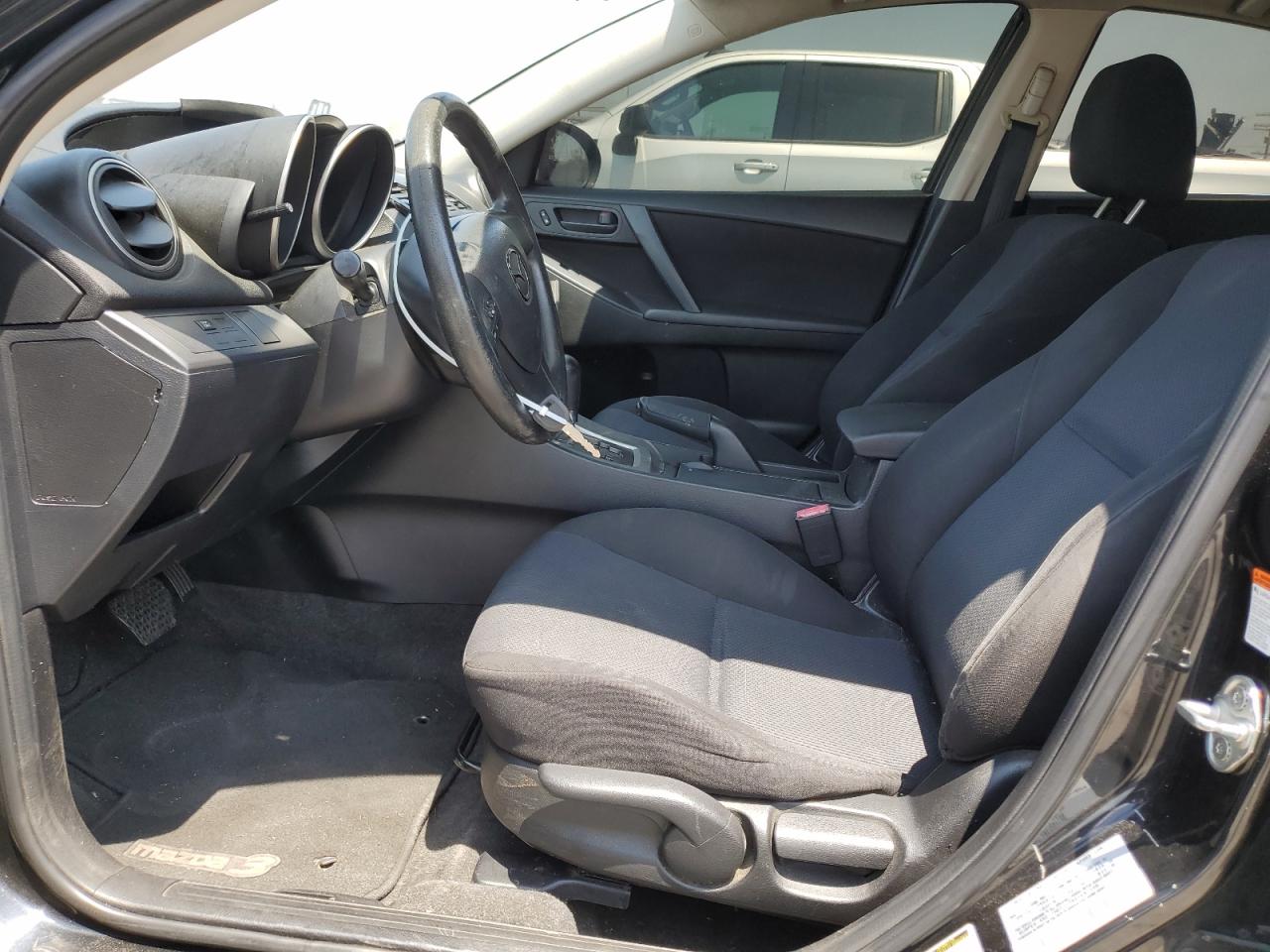 2011 Mazda 3 I VIN: JM1BL1UG4B1395312 Lot: 68998415