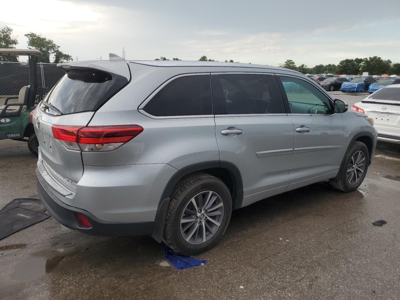 2017 Toyota Highlander Se VIN: 5TDJZRFH4HS509500 Lot: 85084615