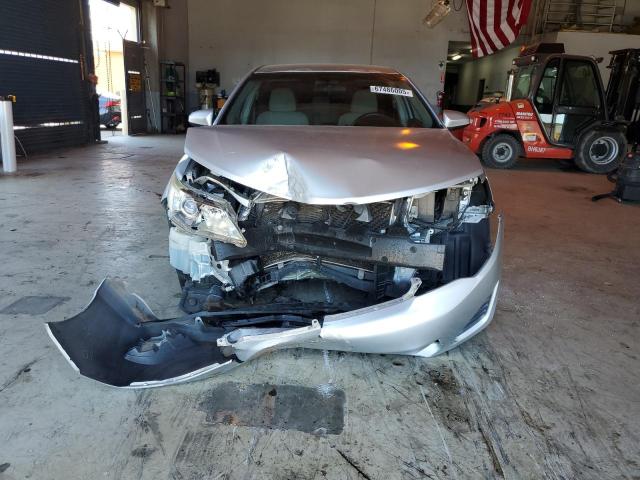 Sedans TOYOTA CAMRY 2012 Silver