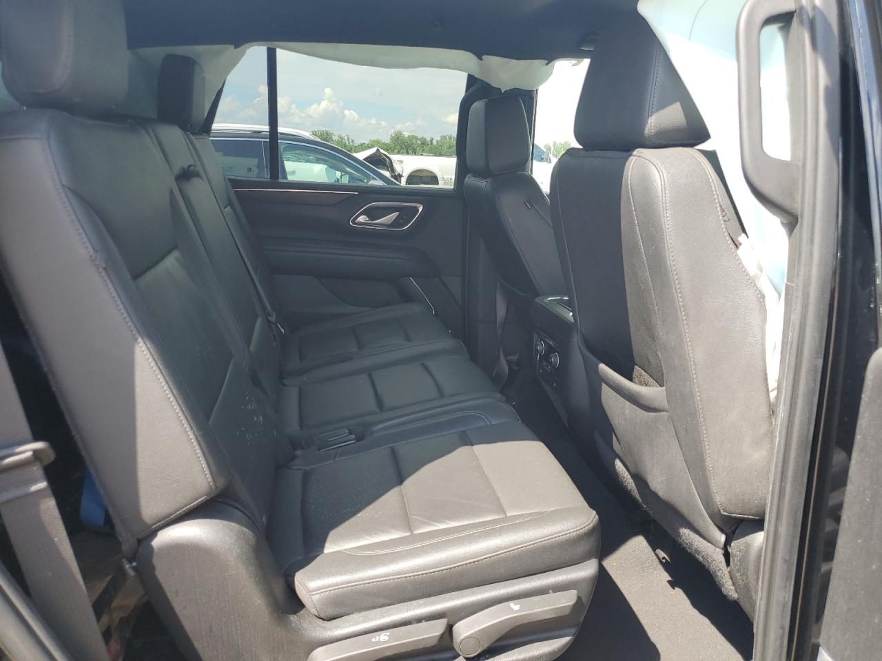 2022 Chevrolet Tahoe K1500 Z71 VIN: 1GNSKPKD8NR243609 Lot: 68335095