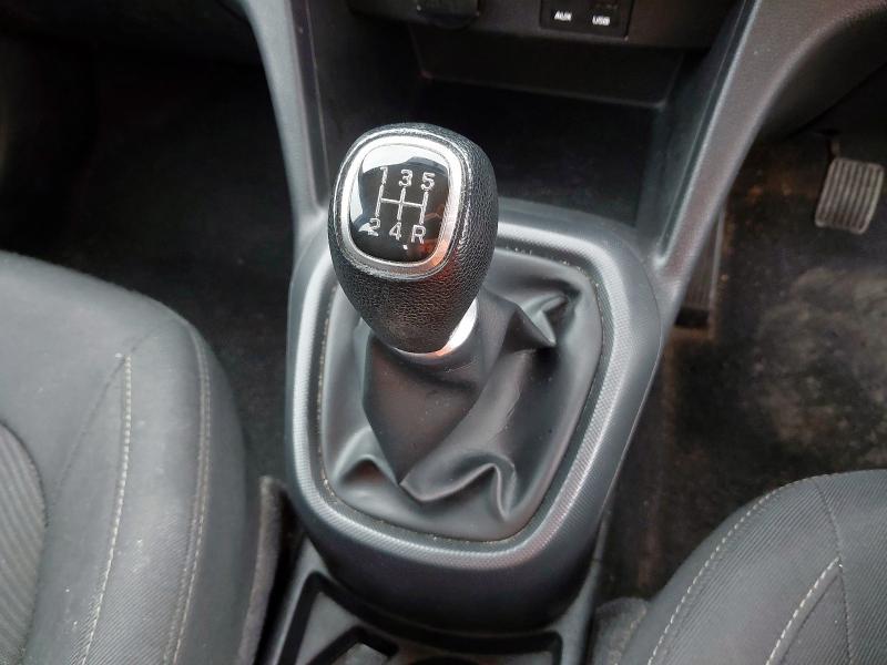 2018 HYUNDAI I10 SE