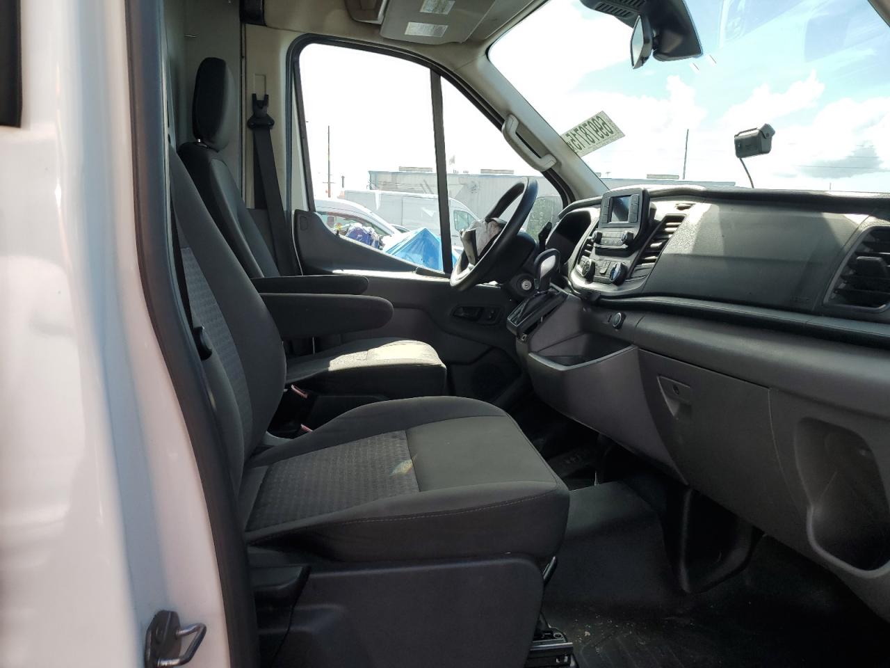 2020 Ford Transit T-250 VIN: 1FTBR1C8XLKA51360 Lot: 69978715