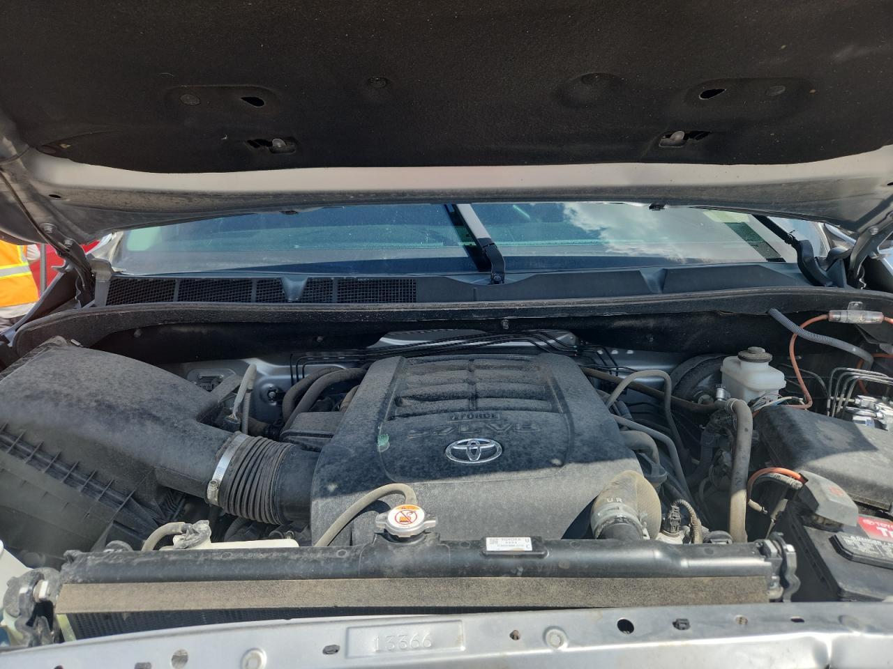 2019 Toyota Tundra Crewmax Sr5 VIN: 5TFDY5F19KX803083 Lot: 70748285