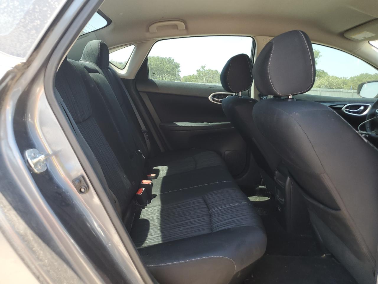 2018 Nissan Sentra S VIN: 3N1AB7AP1JL645296 Lot: 69104005