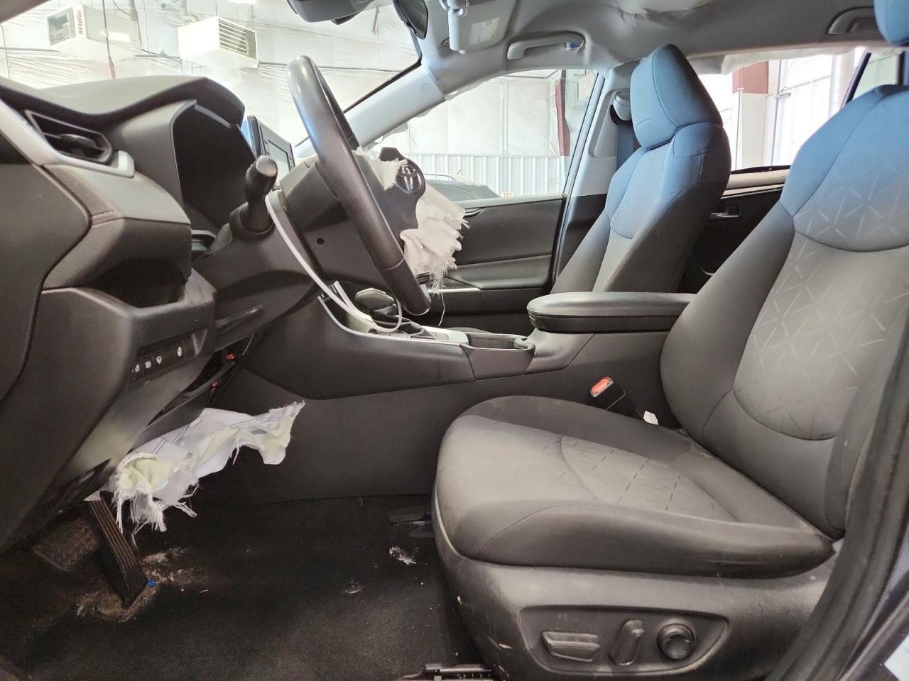 2021 Toyota Rav4 Xle VIN: 2T3P1RFV0MC148624 Lot: 69984615