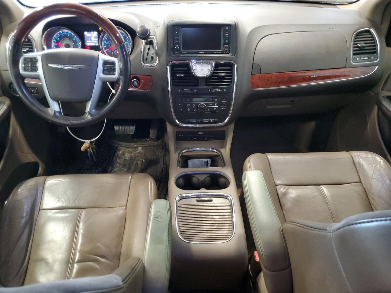 2013 Chrysler Town & Country Limited VIN: 2C4RC1GG2DR797239 Lot: 67731575