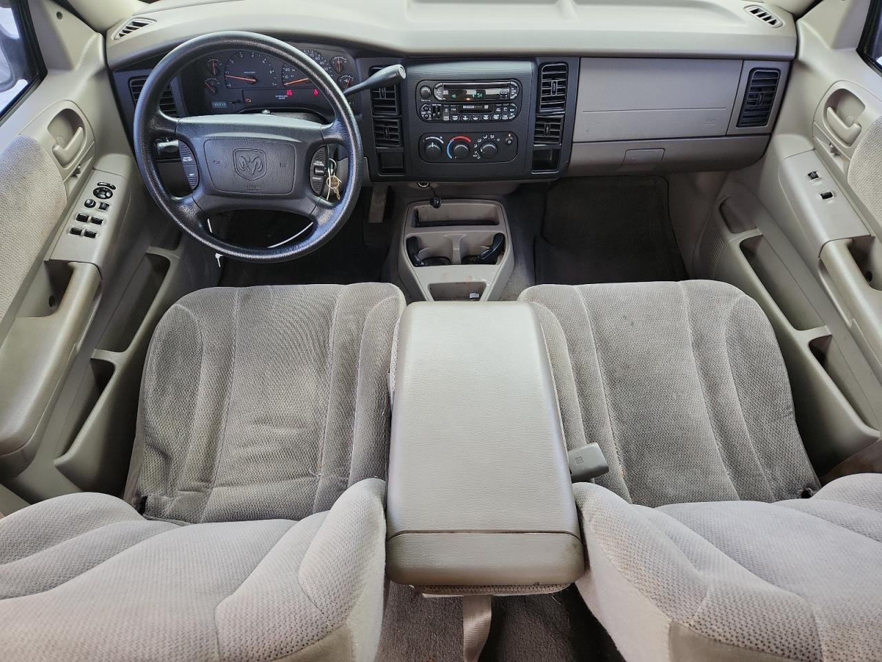 2003 Dodge Dakota Quad Slt VIN: 1D7HL48N53S203580 Lot: 70700295