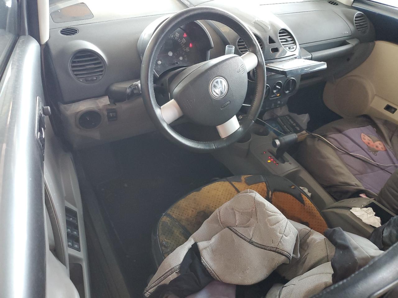 2004 Volkswagen New Beetle Gls VIN: 3VWCM31Y64M318339 Lot: 70225965