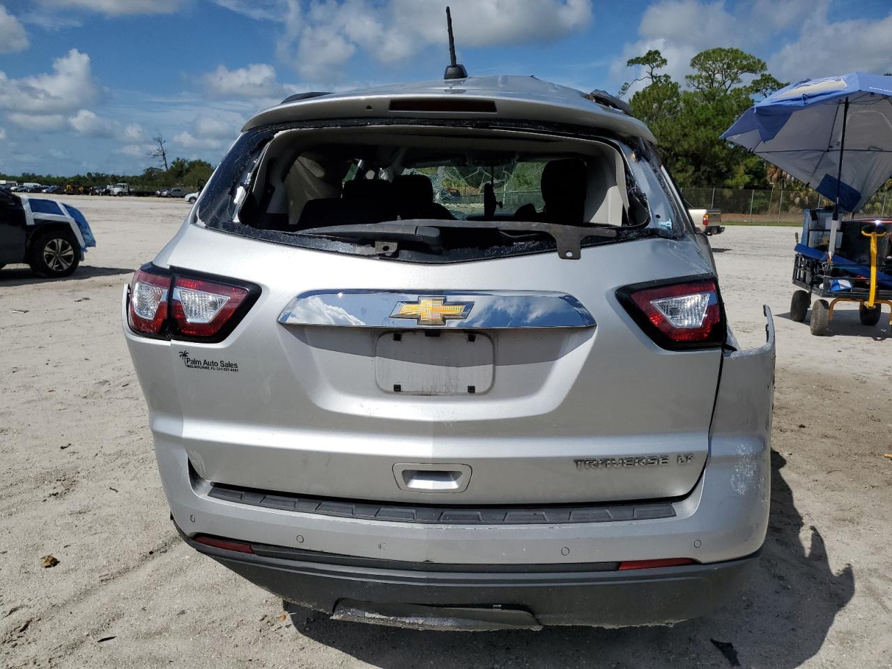 2016 Chevrolet Traverse Lt VIN: 1GNKRHKD7GJ153547 Lot: 70040475