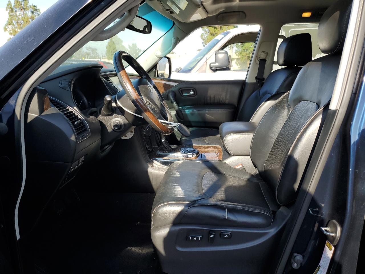 2015 Infiniti Qx80 VIN: JN8AZ2NF3F9570568 Lot: 70060115