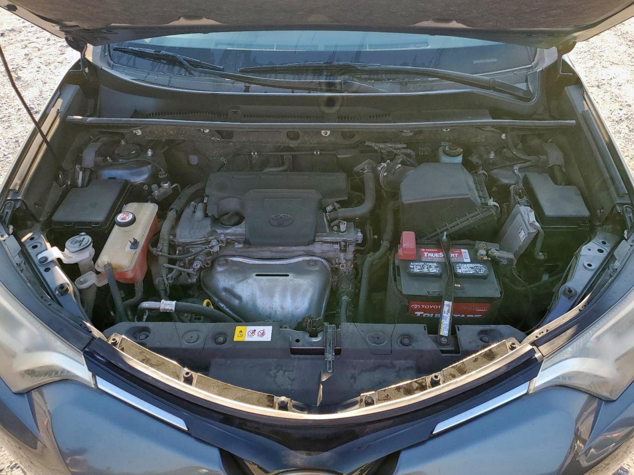 2017 Toyota Rav4 Xle VIN: JTMWFREV6HD106488 Lot: 70223555