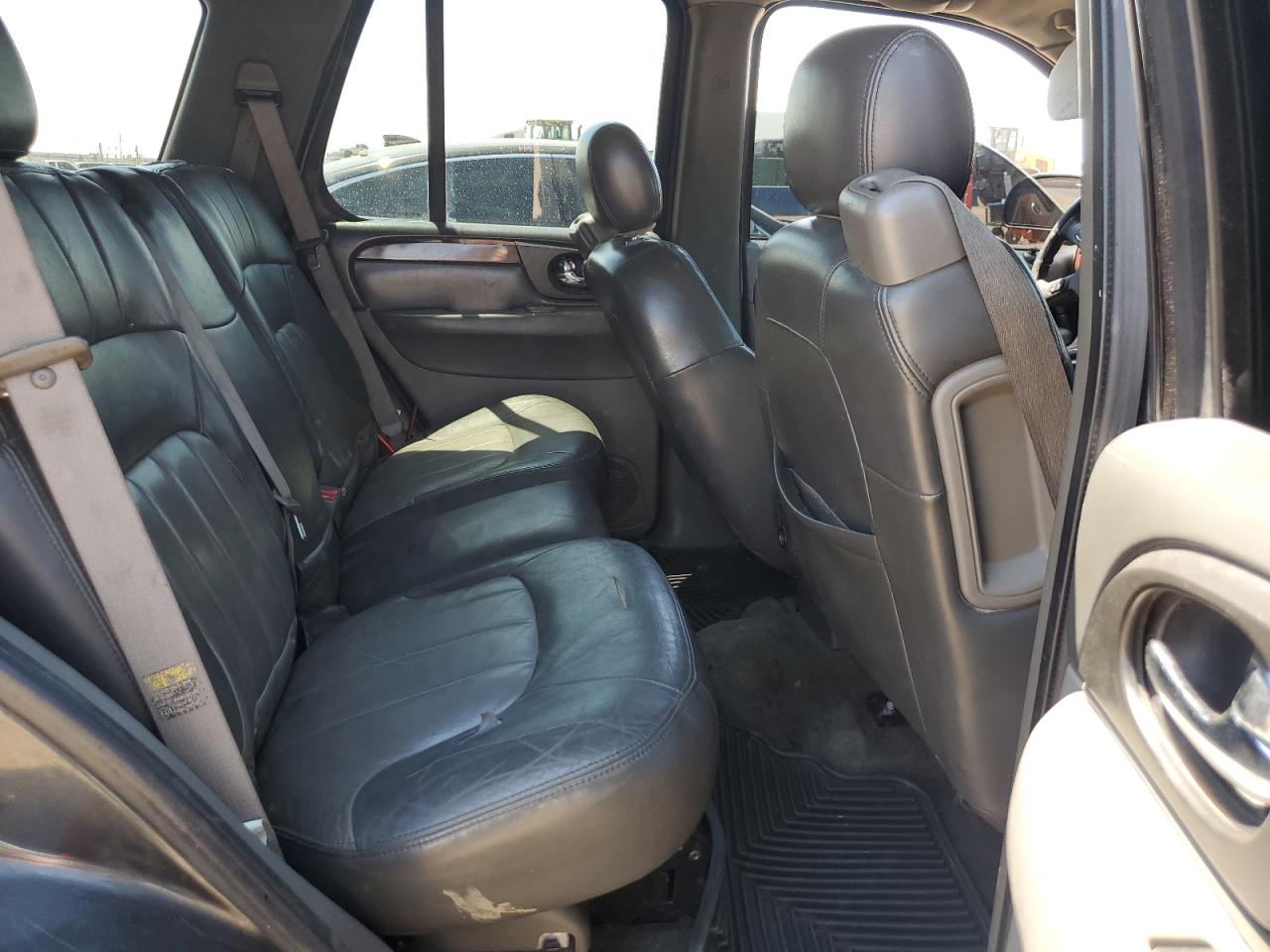 2004 GMC Envoy VIN: 1GKDT13S842134104 Lot: 68589425