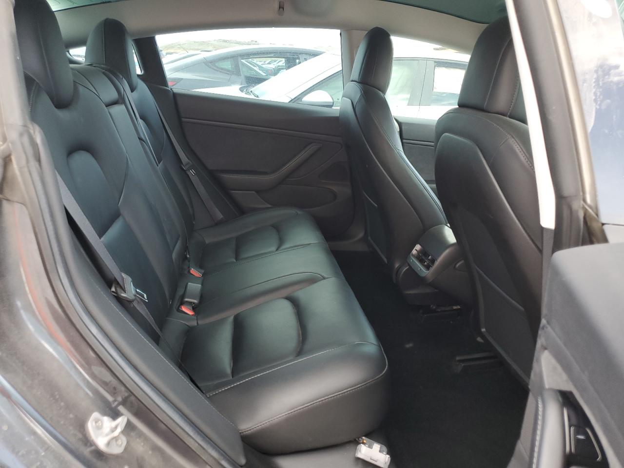 2019 Tesla Model 3 VIN: 5YJ3E1EB0KF521576 Lot: 68528855