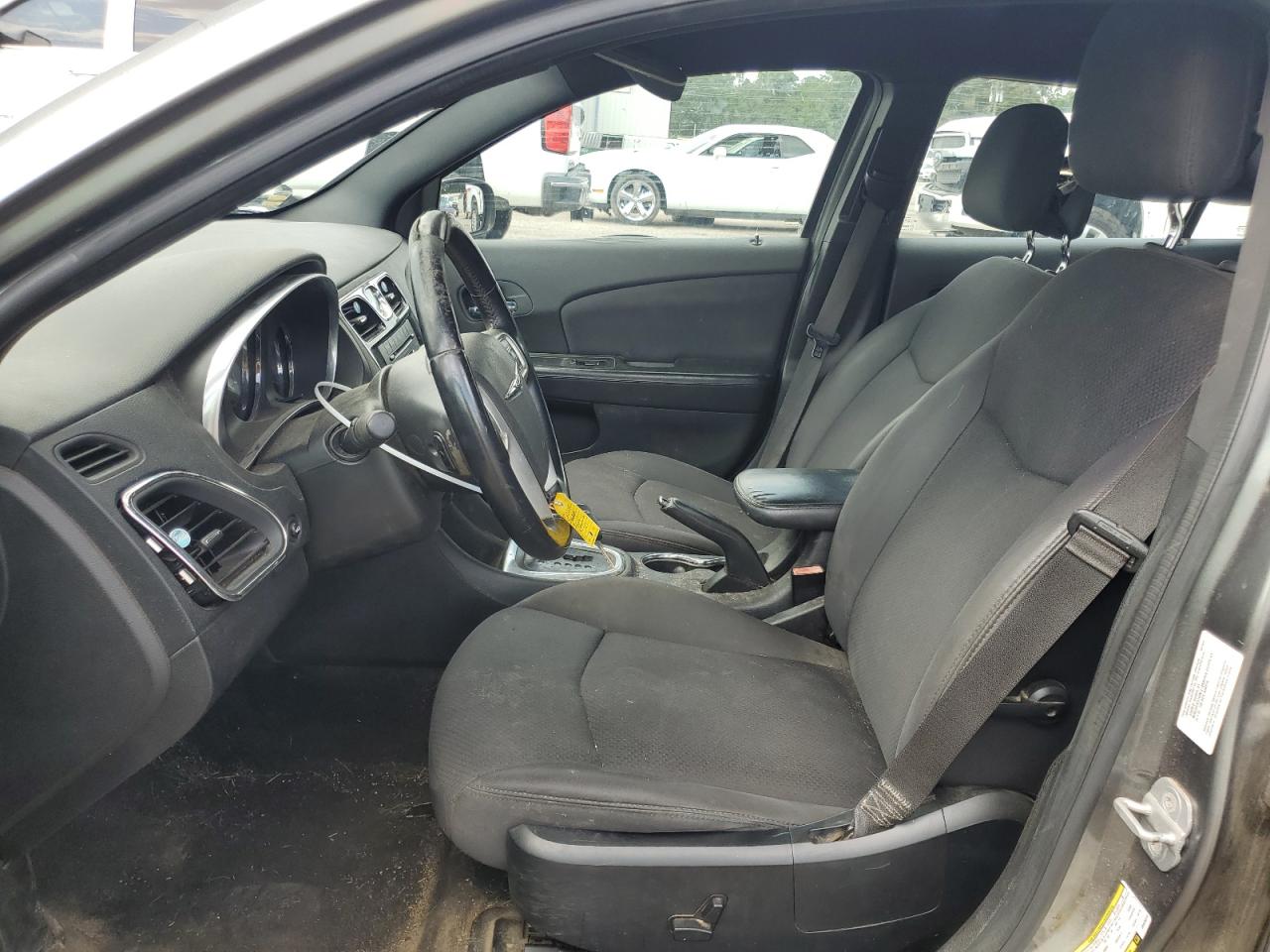 2013 Chrysler 200 Touring VIN: 1C3CCBBB2DN525220 Lot: 68098535