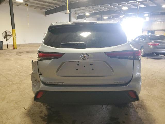  TOYOTA HIGHLANDER 2021 Серебристый