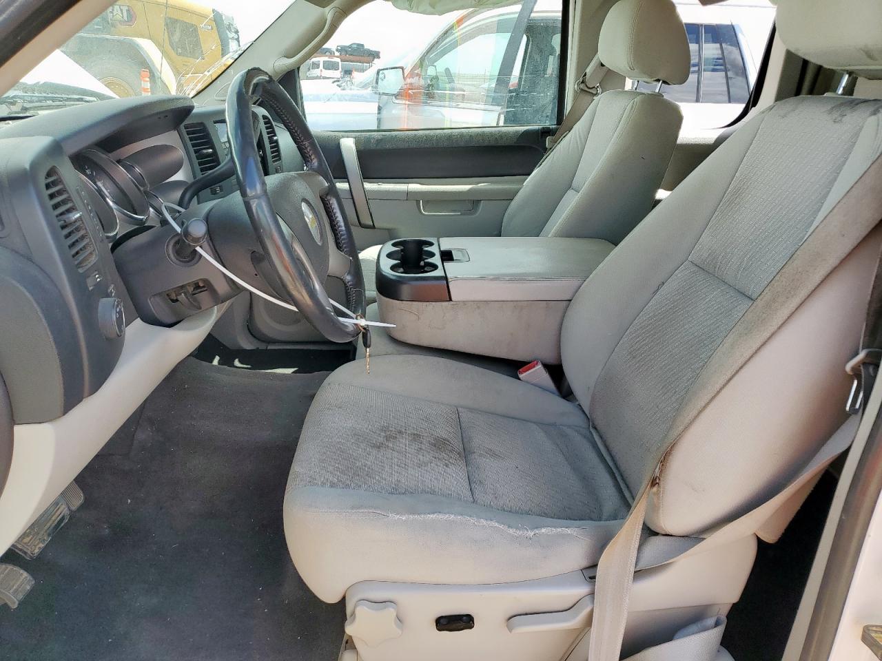 2011 Chevrolet Silverado C1500 Lt VIN: 1GCRCSE01BZ218630 Lot: 68778905