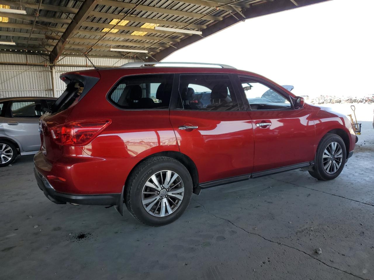 2018 Nissan Pathfinder S red null gas 5N1DR2MN6JC655199 photo #4