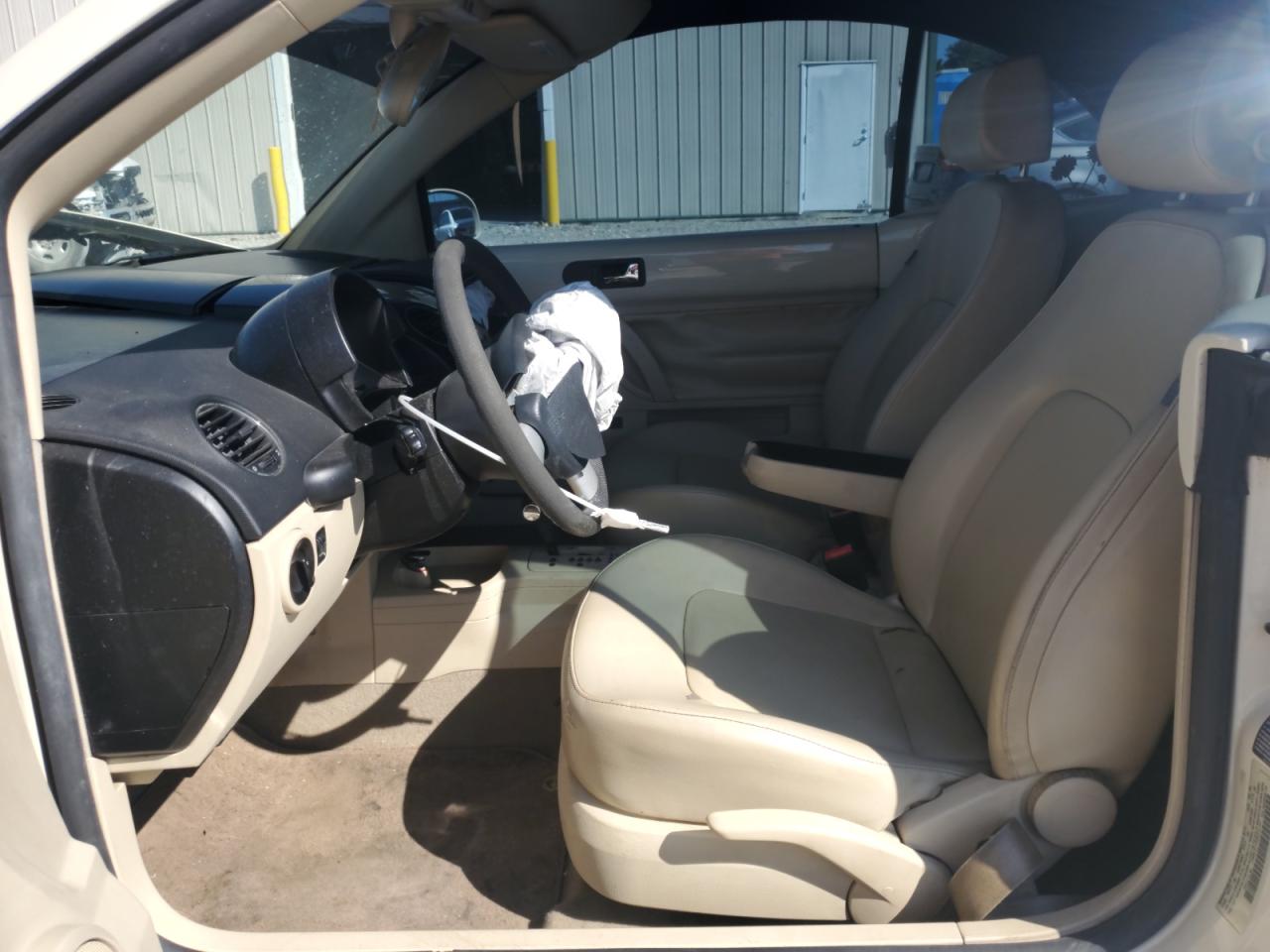 2006 Volkswagen New Beetle Convertible Option Package 1 VIN: 3VWRF31Y96M331187 Lot: 69423185