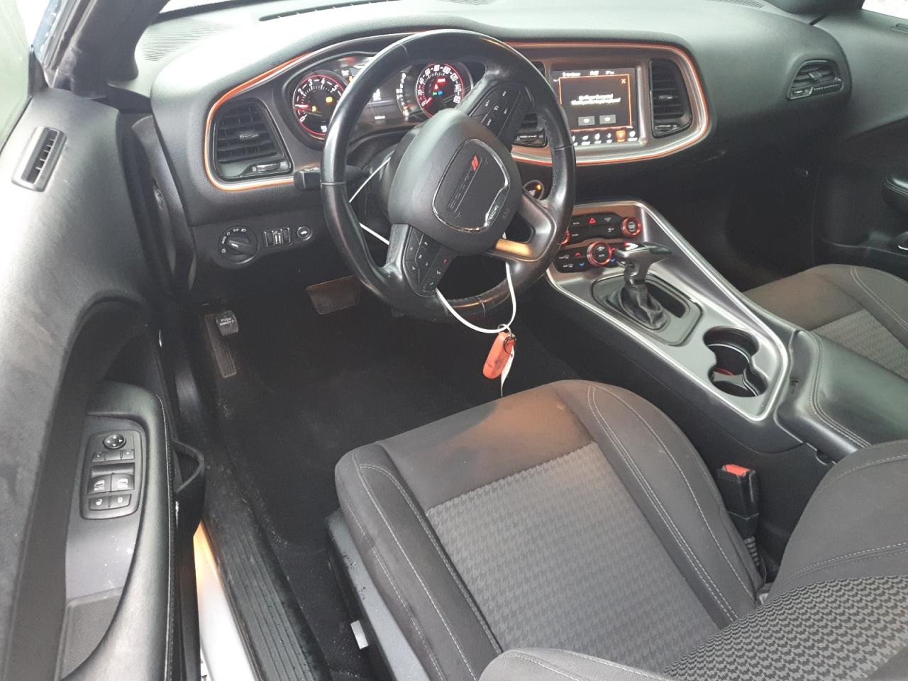 2019 Dodge Challenger Sxt VIN: 2C3CDZAG9KH731319 Lot: 70685325