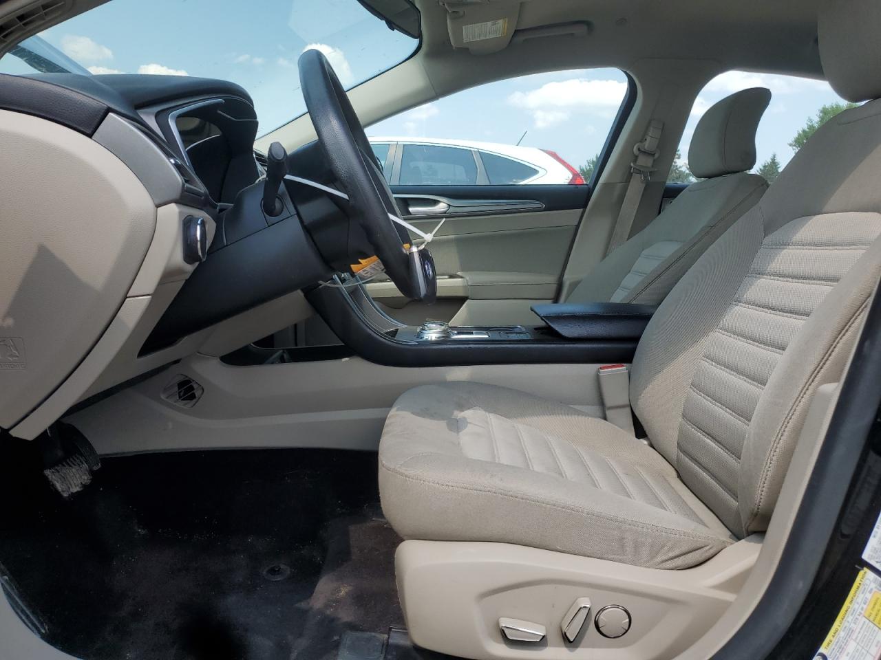 2017 Ford Fusion Se Hybrid VIN: 3FA6P0LU2HR318319 Lot: 67522005