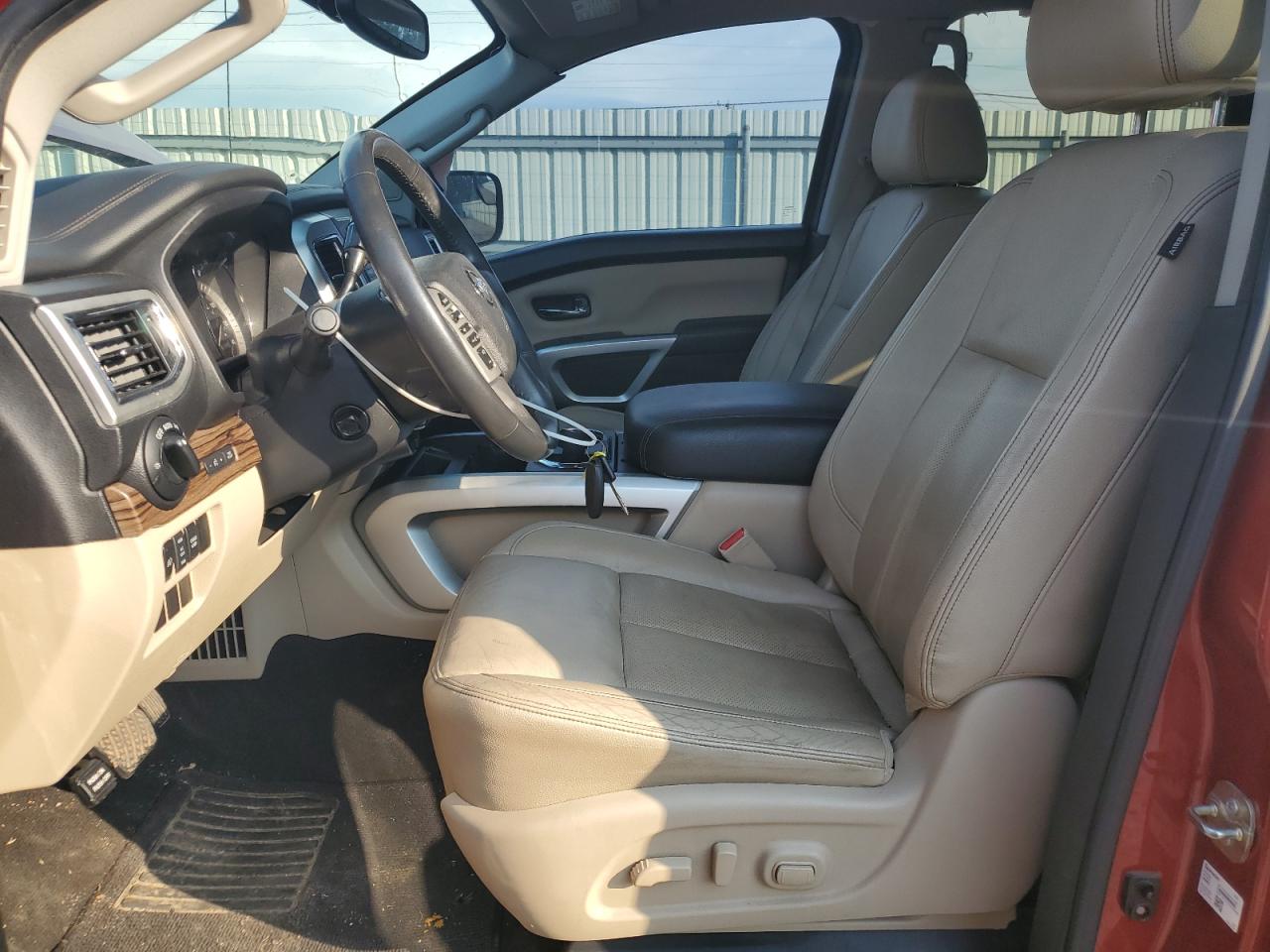 2017 Nissan Titan Sv VIN: 1N6AA1E57HN532434 Lot: 68388125