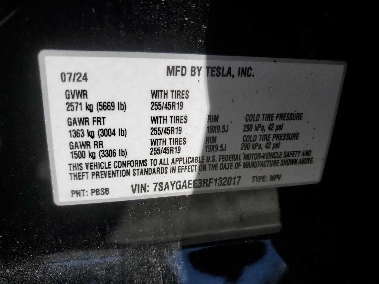 2024 Tesla Model Y VIN: 7SAYGAEE3RF132017 Lot: 70282435