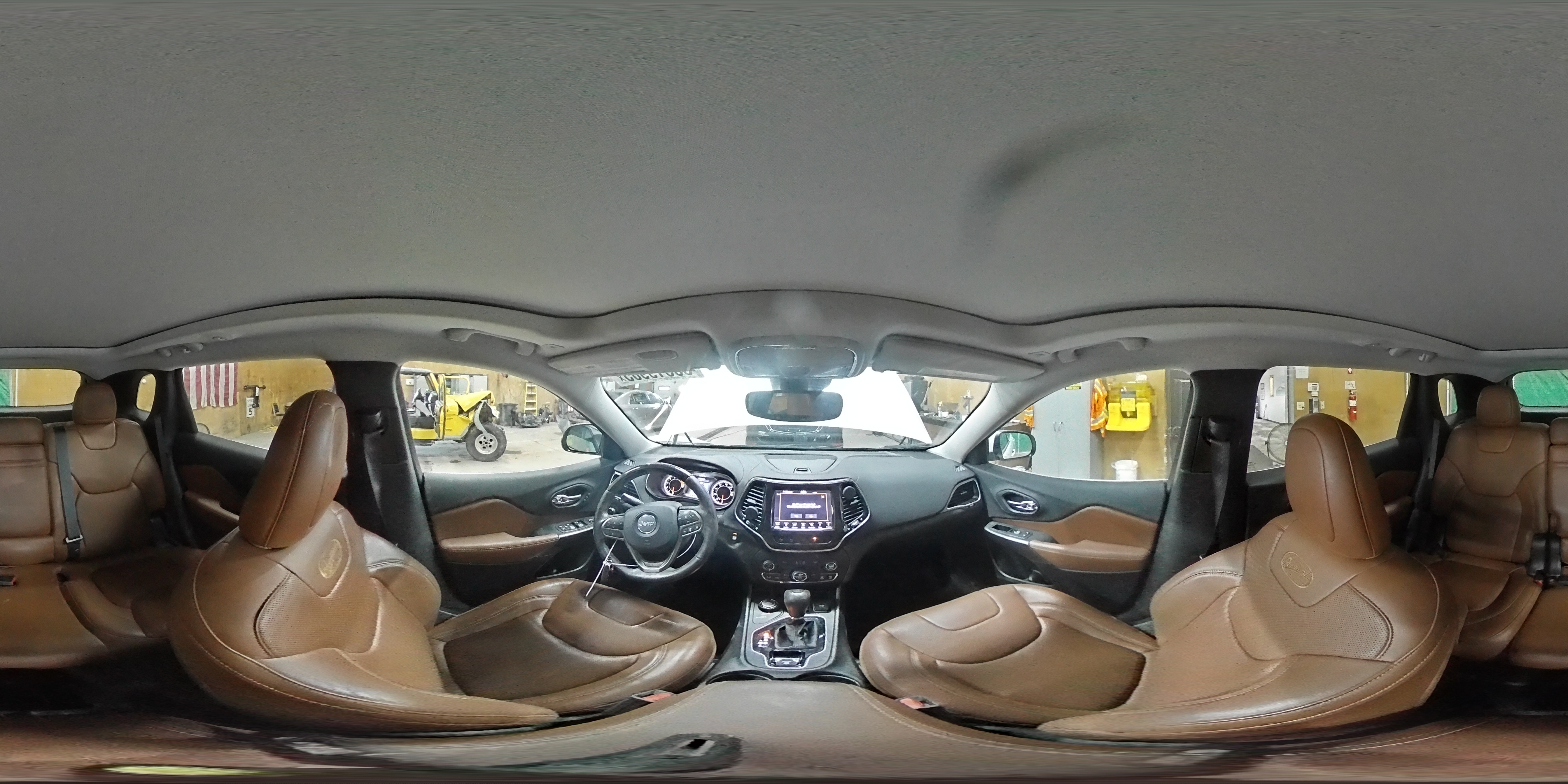 2019 Jeep Cherokee Overland VIN: 1C4PJMJXXKD185703 Lot: 68519905