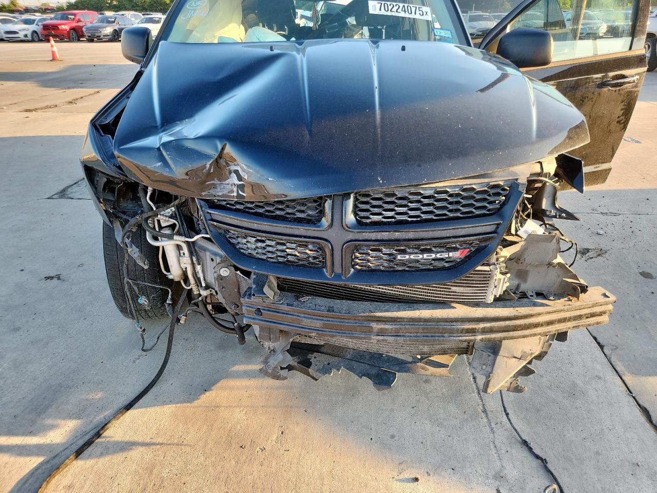 2018 Dodge Journey Se VIN: 3C4PDCAB1JT352965 Lot: 70224075