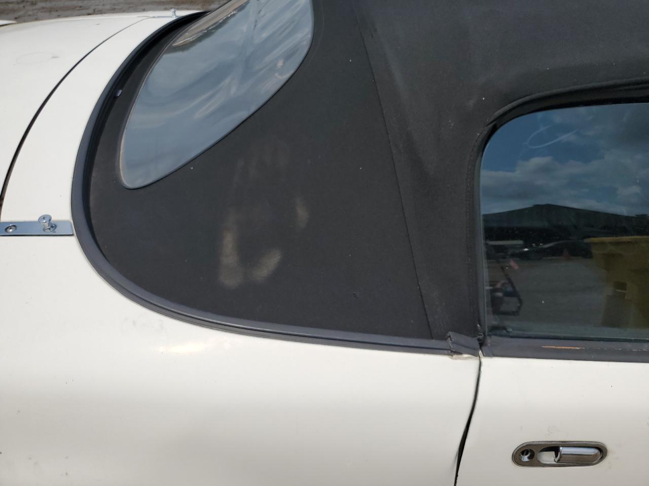 1994 Mazda Mx-5 Miata VIN: JM1NA3532R0511598 Lot: 68172585