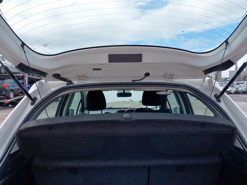 2013 TOYOTA YARIS TR VVT-I CVT 