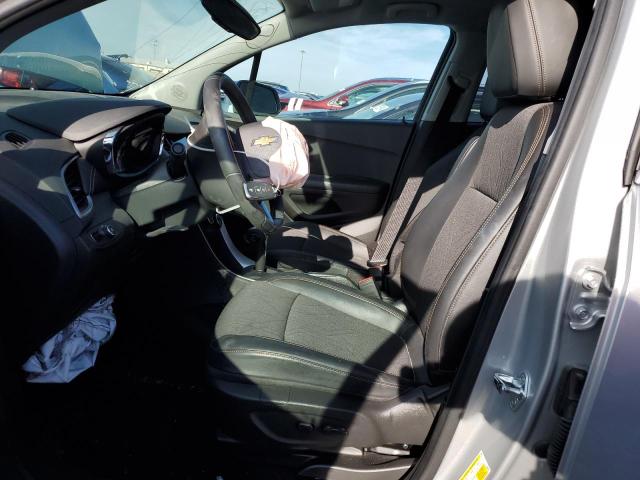  CHEVROLET TRAX 2018 Srebrny