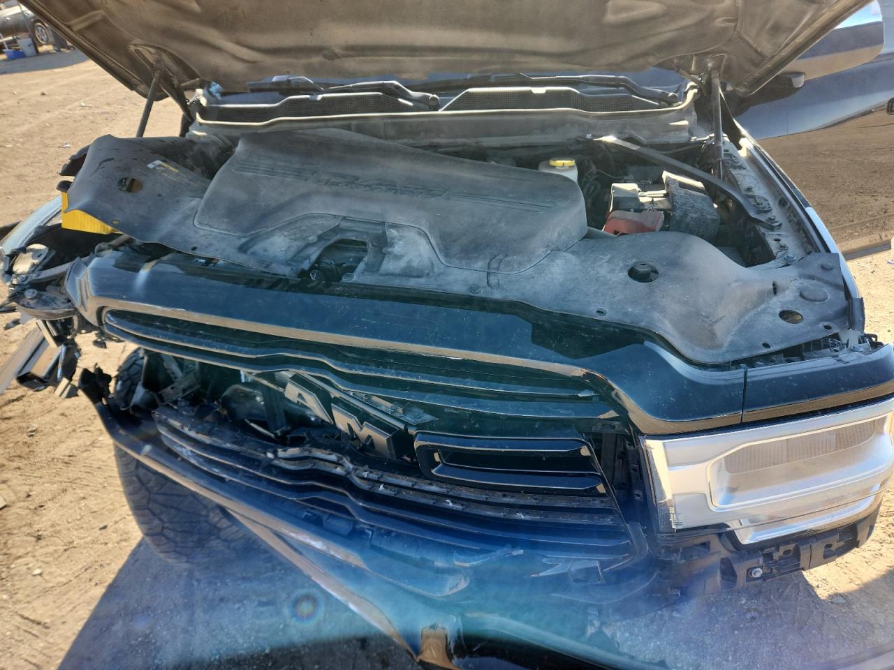 2019 Ram 2500 Laramie VIN: 3C6UR5FL2KG713459 Lot: 70426035