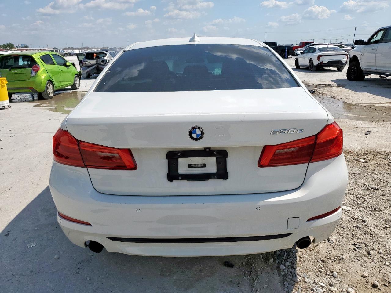 2018 BMW 530E VIN: WBAJA9C55JB252679 Lot: 68539835