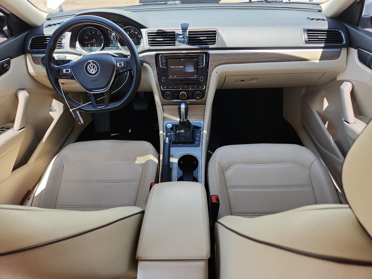 2017 Volkswagen Passat Se VIN: 1VWBT7A33HC077387 Lot: 69394815