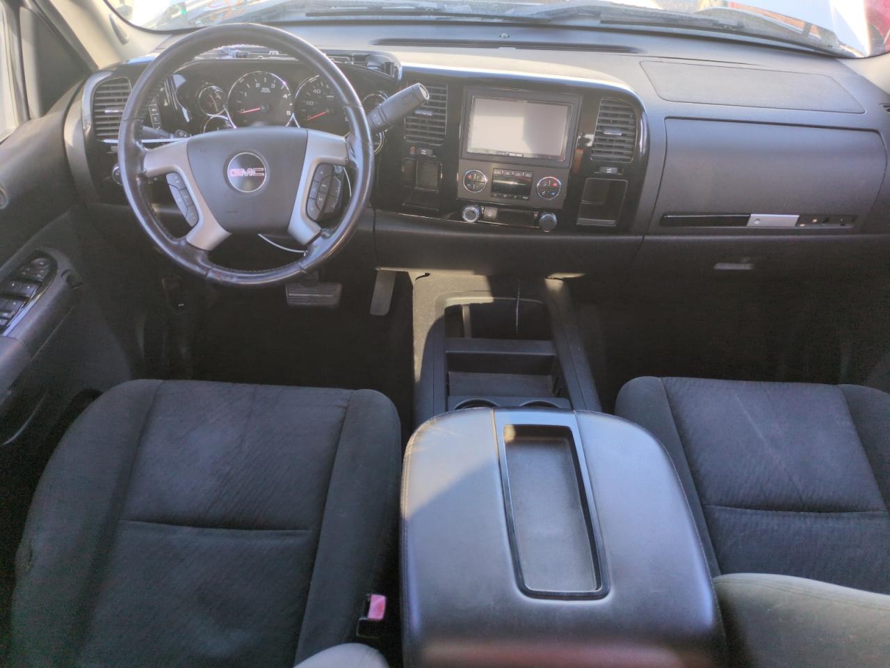 2008 GMC Sierra C2500 Heavy Duty VIN: 1GTHC23688F212336 Lot: 68911235