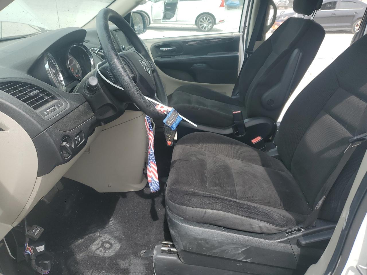 2018 Dodge Grand Caravan Se VIN: 2C4RDGBG4JR143720 Lot: 70819265