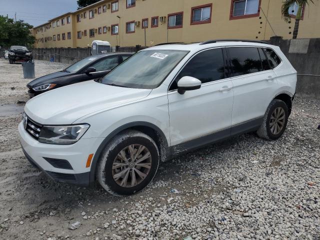  VOLKSWAGEN TIGUAN 2018 Белы