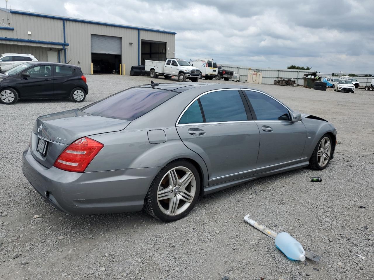 2012 Mercedes-Benz S 550 4Matic grey sedan gas WDDNG9EB3CA465327 photo #4