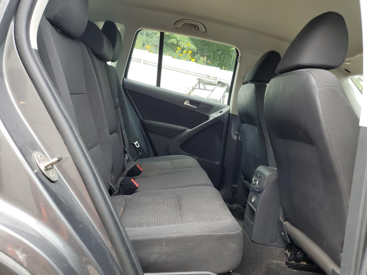 2015 Volkswagen Tiguan S VIN: WVGBV7AX9FW542844 Lot: 69517705