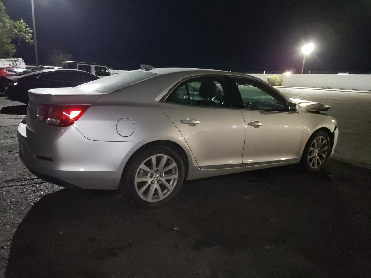 2015 Chevrolet Malibu 2Lt silver sedan gas 1G11D5SL1FF150405 photo #4