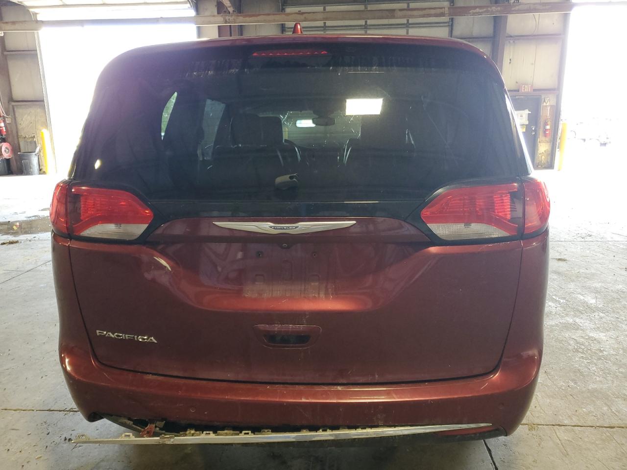 2017 Chrysler Pacifica Touring L VIN: 2C4RC1BG2HR795469 Lot: 68463335