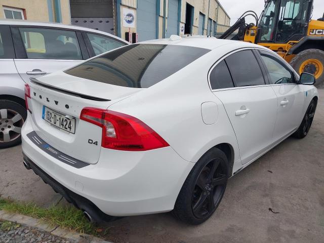2015 VOLVO S60