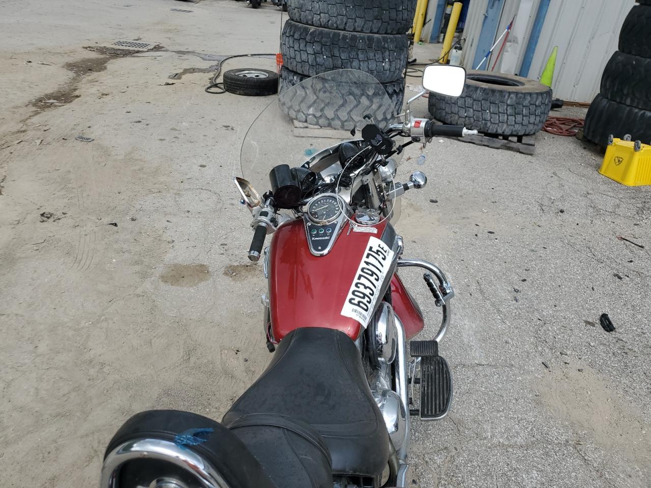 2000 Kawasaki Vn1500 L VIN: JKBVNAL14YA000323 Lot: 69379175