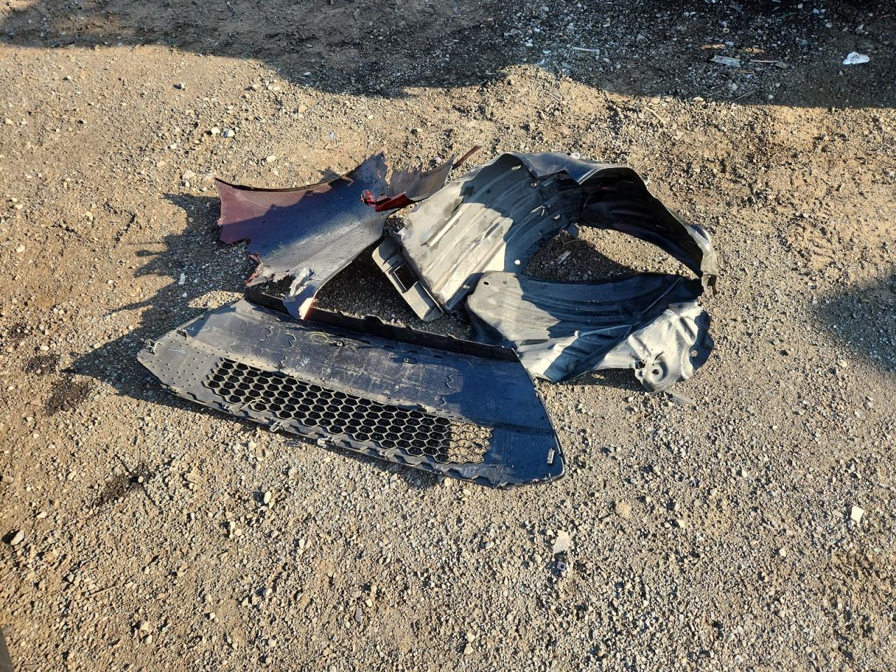 2019 Toyota Yaris L VIN: 3MYDLBYVXKY513352 Lot: 68872295